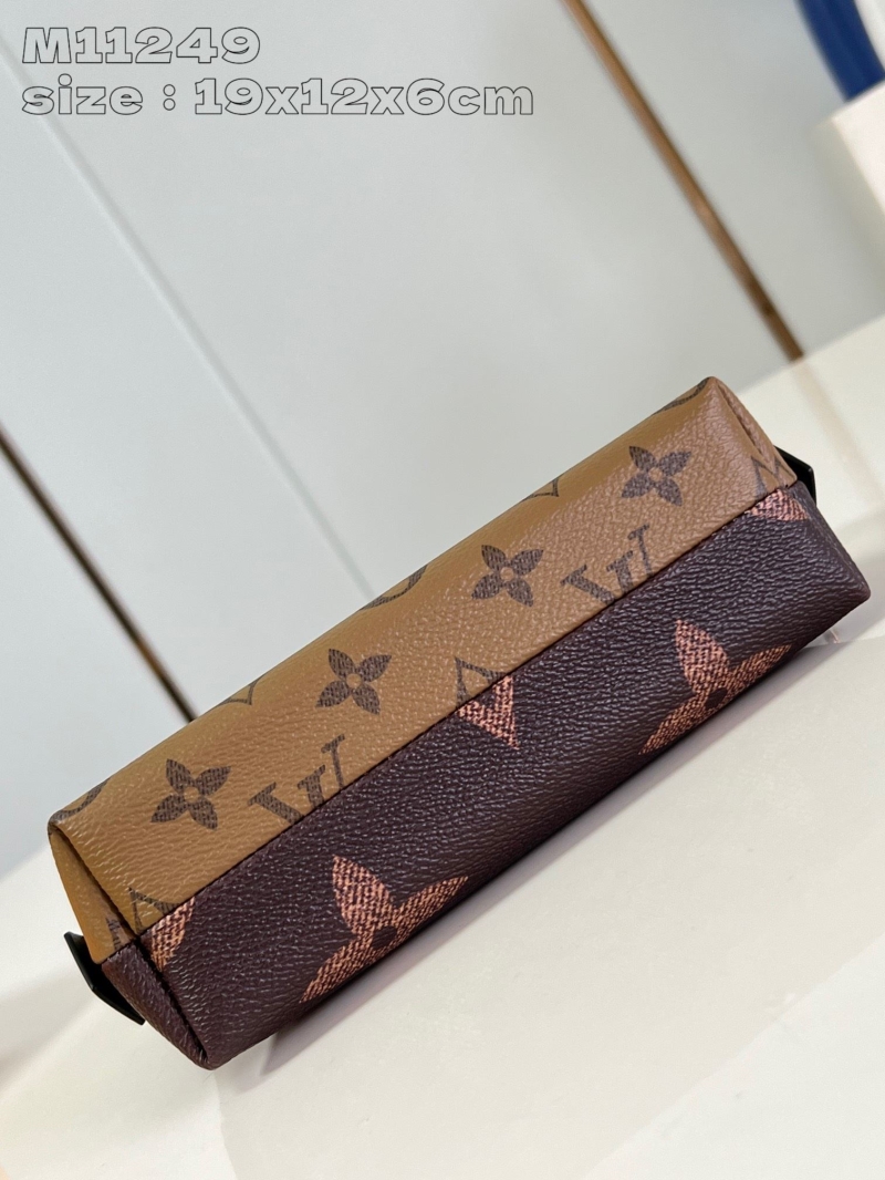 LV Clutch Bags